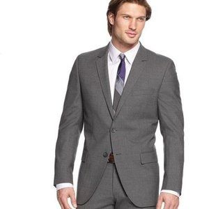 Hugo Boss 36R Gray Solid Suit